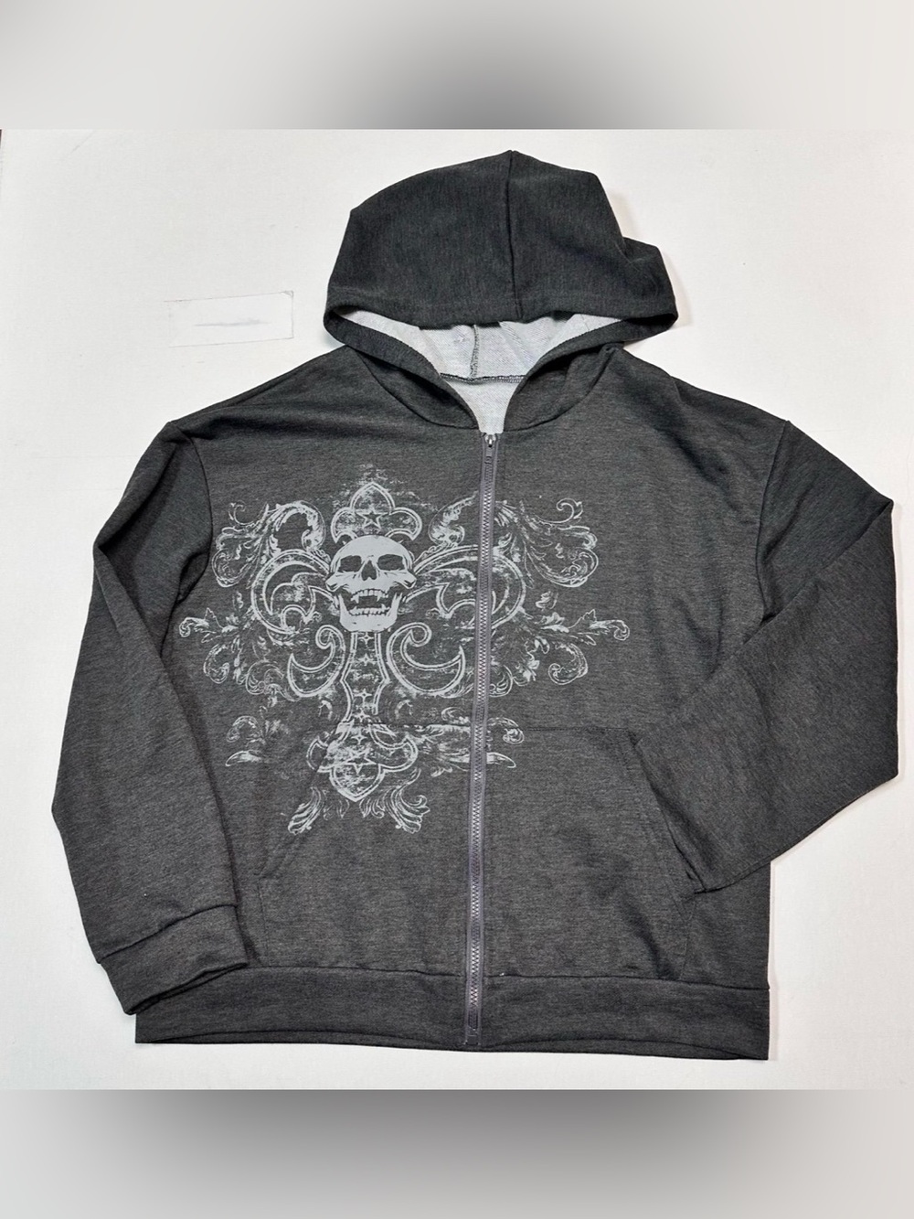 ROMWE Men's Grunge Skull Graphic Full Zip Hoodie Size Medium